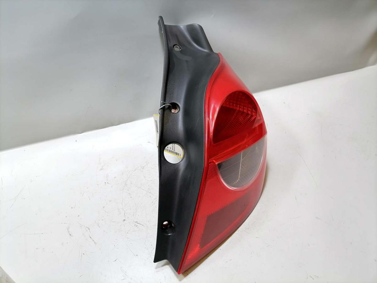 Renault Clio 3 original Rücklicht Rückleuchte rechts BJ05